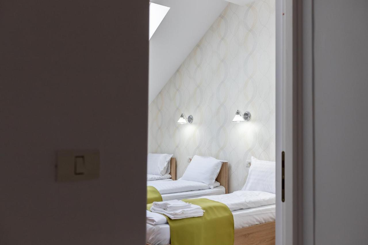 חונדוארה Marconi Guesthouse מראה חיצוני תמונה