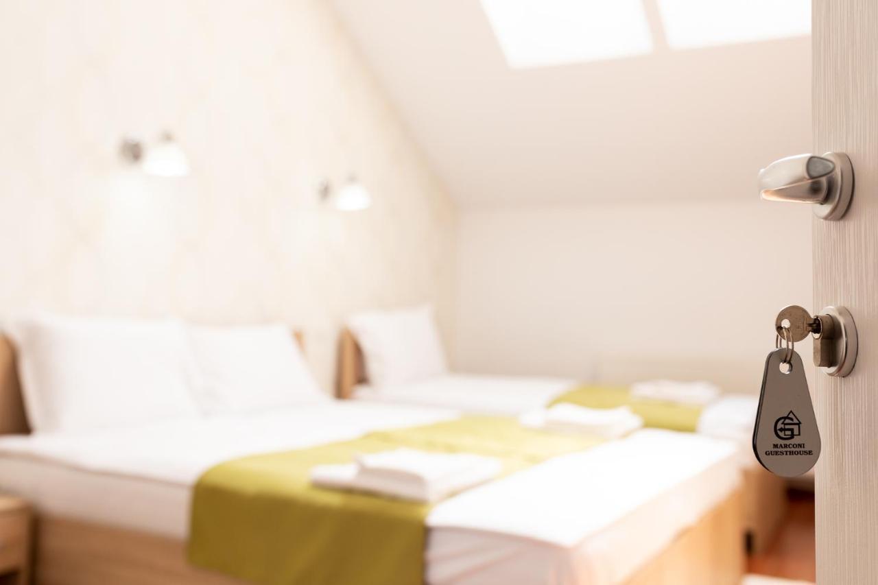 חונדוארה Marconi Guesthouse מראה חיצוני תמונה
